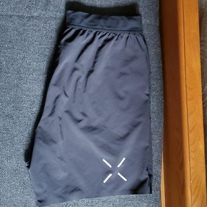 Men's Tenthousand interval 7" shorts